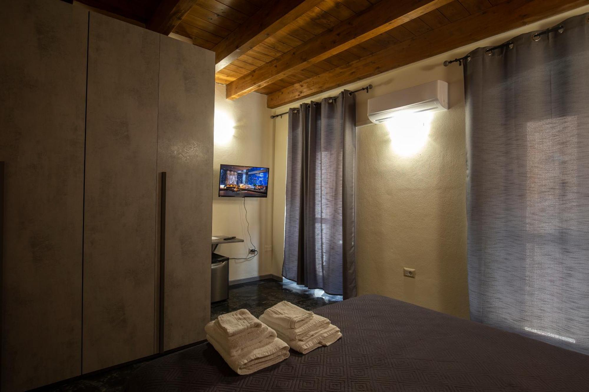 Via Cavour 19, Camere Del Conte Iglesias Luaran gambar