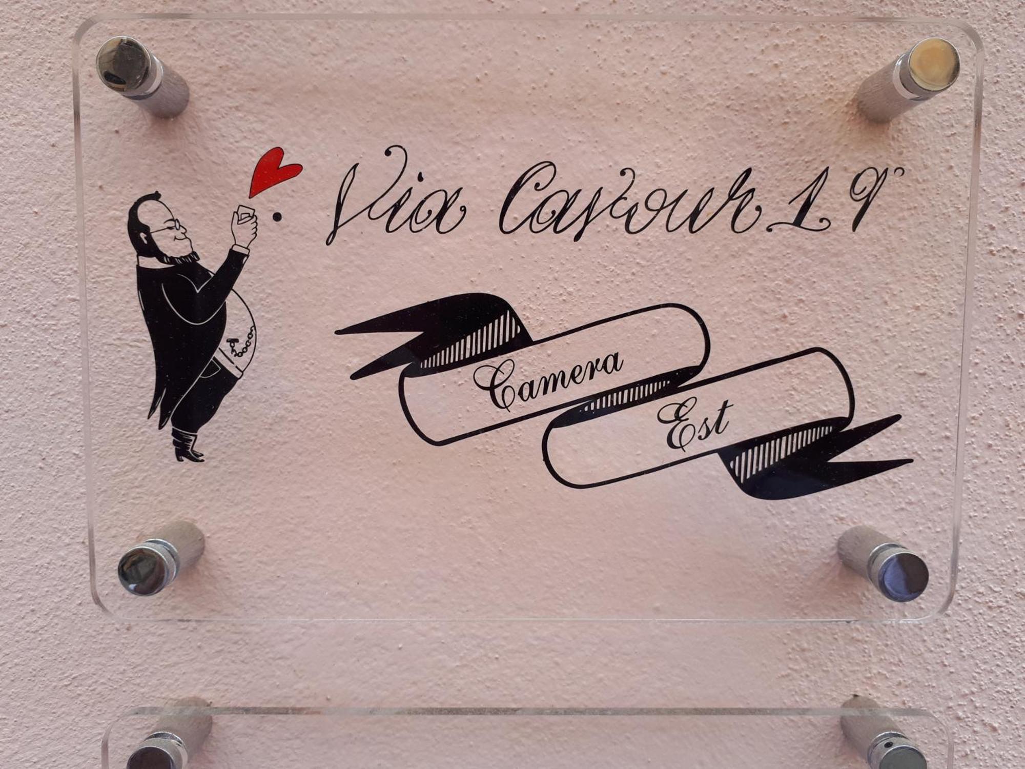 Via Cavour 19, Camere Del Conte Iglesias Luaran gambar